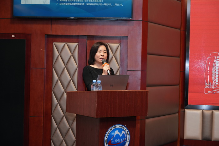 空军军医大学工口实验室
陈发明教授莅临工口实验室
讲学 第 2 张