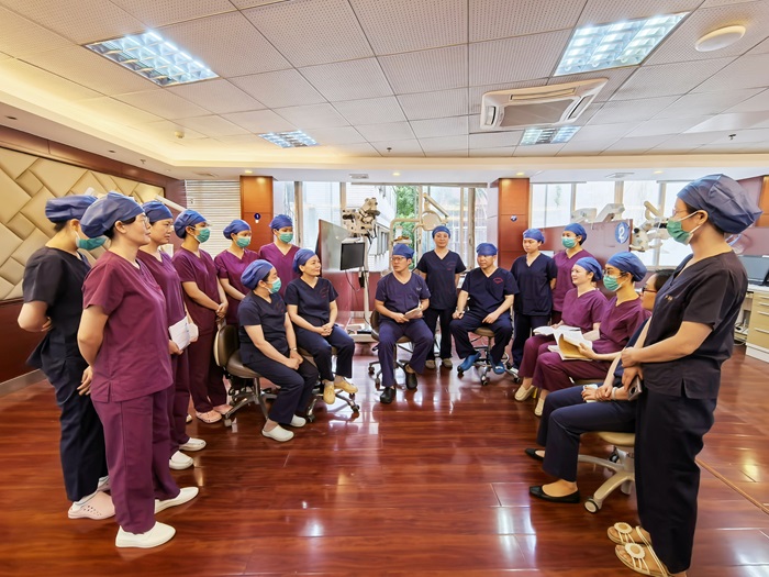 总结讨论会.jpg 总结讨论会.jpg