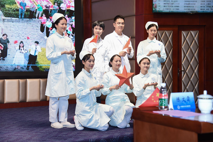 【喜迎二十大】工口实验室
成功举办“喜迎二十大·医心颂清廉”诵读比赛 第 9 张