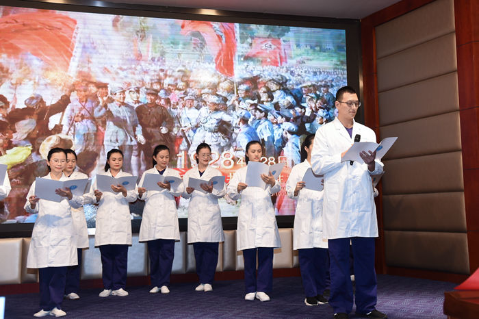 【喜迎二十大】工口实验室
成功举办“喜迎二十大·医心颂清廉”诵读比赛 第 11 张